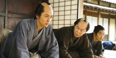 Vì sao kiểu tóc 'vầng trăng khuyết' Chonmage lại là biểu tượng của quý tộc Nhật Bản? 